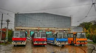 Zabytkowe autobusy