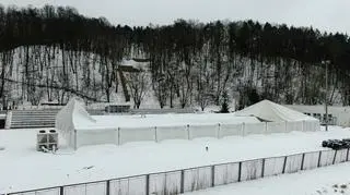 Zawalił się namiot nad lodowiskiem