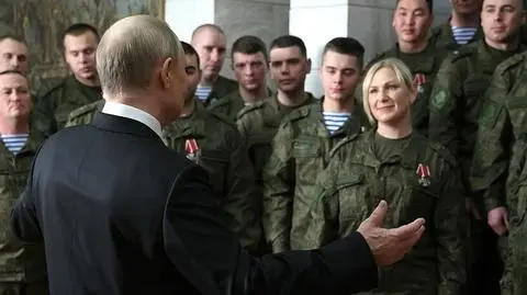 Władimir Putin i "rosyjscy żołnierze"