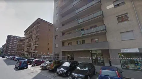 Rodzina mieszkała w bloku przy ulicy Edmondo de Amicis