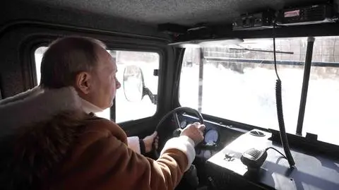 Putin: musiałem dorabiać jako taksówkarz