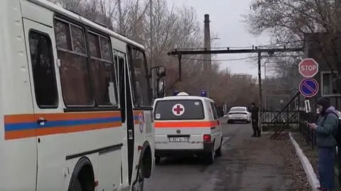 Od dwóch tygodni szukają autobusu, który wpadł do krateru w kopalni złota
