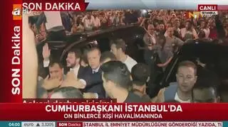 Erdogan pojawił się na lotnisku w Stambule