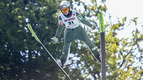 Mistrzyni olimpijska nie dała szans rywalkom w Courchevel. Groźny upadek Japonki