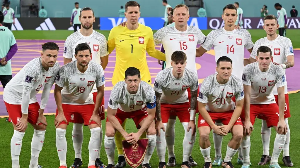 Polish starting eleven ahead of the draw with Mexico