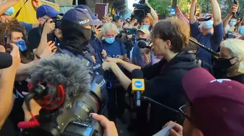 Prokuratura zajęła się grafiką przedstawiającą Margot jako Matkę Boską