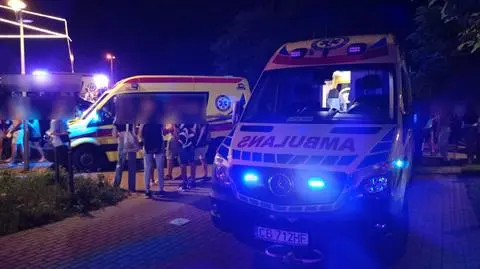 Do szpitala, jak przekazały służby, przetransportowano trzy osoby
