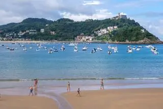 Plaża w San Sebastian, Hiszpania - zdjęcie ilustracyjne
