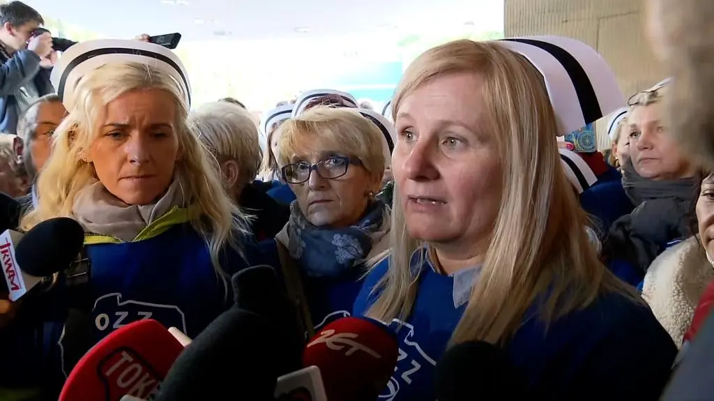 Mamy domy pacjentów. Chcemy wejść powiedzieć co mamy do powiedzenia i wyjść.