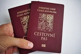 Małżeństwo Rosjan posługiwało się czeskimi paszportami 