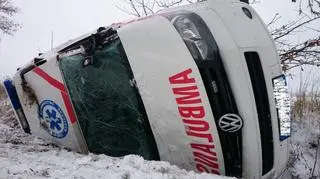 Pacjentce, pielęgniarce i kierowcy nic poważnego się nie stało 