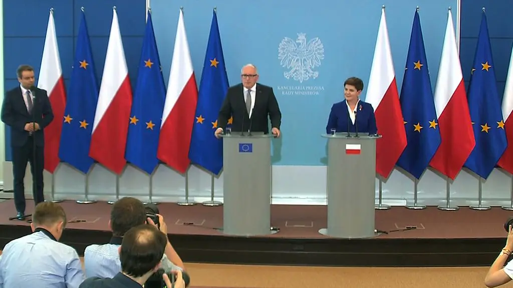 Timmermans: KE dołoży wszelkich starań, by znaleźć rozwiązanie