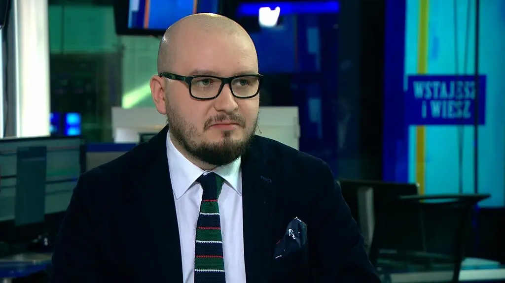 W stosunku 10 tys. orzekających sędziów to bardzo mała liczba