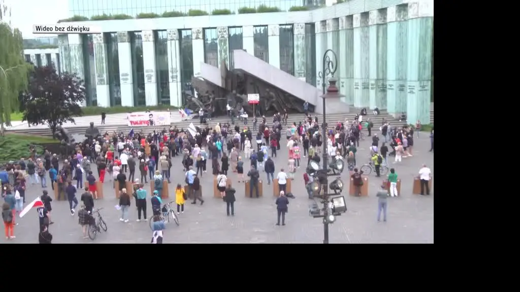 Protest Warszawa wideo