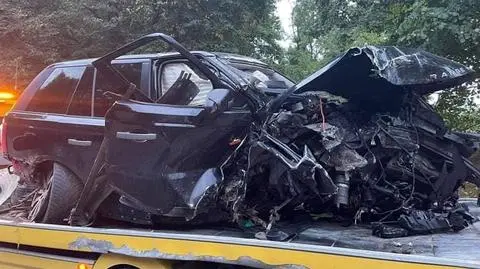 Zjechał z drogi i uderzył w drzewo. 47-latek zginął na miejscu