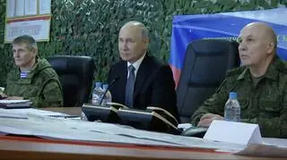 Putin w czasie spotkania z dowódcami wojsk walczących w Ukrainie. Zdjęcie z 18 kwietnia 