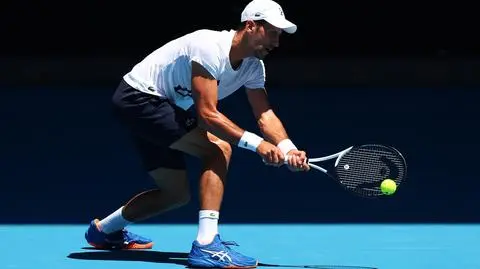 Djoković przerwał pokazowy mecz z Miedwiediewem
