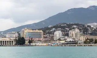 Krym jako część Rosji, dziennikarz o wsparciu dla "naszej armii". Emigracyjna telewizja w cieniu krytyki 