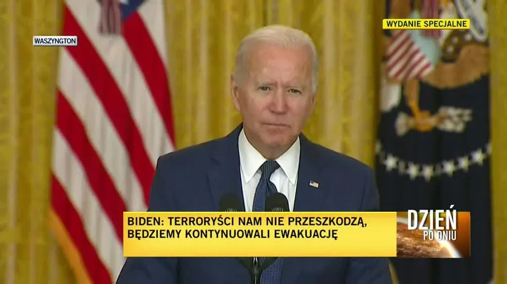 Prezydent Joe Biden prosi o chwilę ciszy