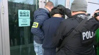 Zarzuty zabójstwa dwóch osób dla 35-latka