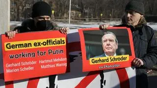 Demonstranci w Kijowie domagają się sankcji na "agentów wpływu Putina", 14 lutego 2022 roku 