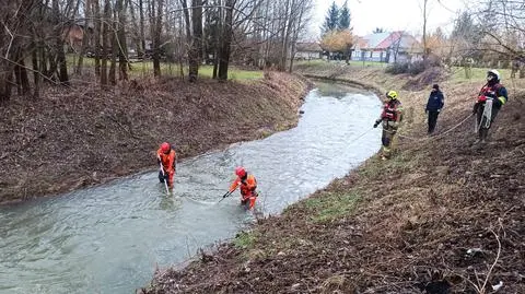 Strażacy znaleźli ciało zaginionego 48-letniego mieszkańca Ladzina 