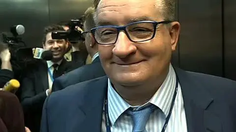 Milczący Saryusz-Wolski w windzie. No comments