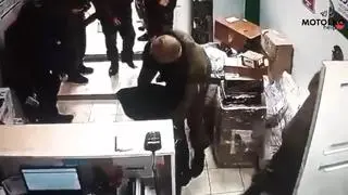 Nagranie z oddziału firmy kurierskiej w mieście Mozyrz