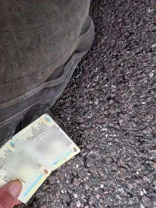 Inpektorzy zatrzymali też dowód rejestracyjny 