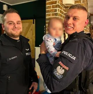 Matka miała prawie 3 promile i pod opieką sześciomiesięczne dziecko. Zajęli się nim policjanci