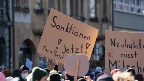 Szwajcaria dołącza do nowych europejskich sankcji. Będzie zamrażać rosyjskie aktywa