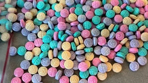 USA w walce z fentanylem nakłada obostrzenia na chińskie firmy