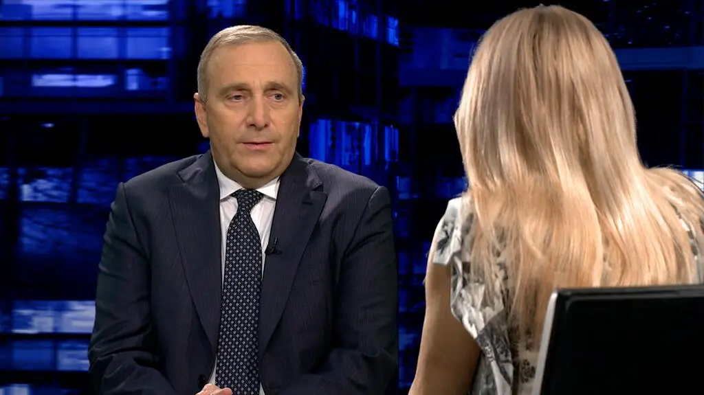 Schetyna o reakcji Unii Europejskiej: nie ma na razie jeszcze decyzji bo jest oczekiwanie na weto prezydenta Dudy