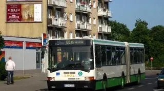Przez 19 lat zwiedził cały Poznań - tu w drodze na Strzeszyn