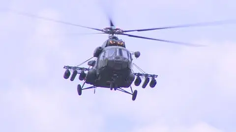 Polskie śmigłowce Mi-17 i Mi-24 na poligonie