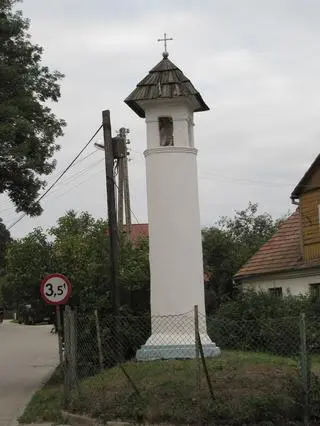 Tak kapliczka wyglądała w 2012 roku 