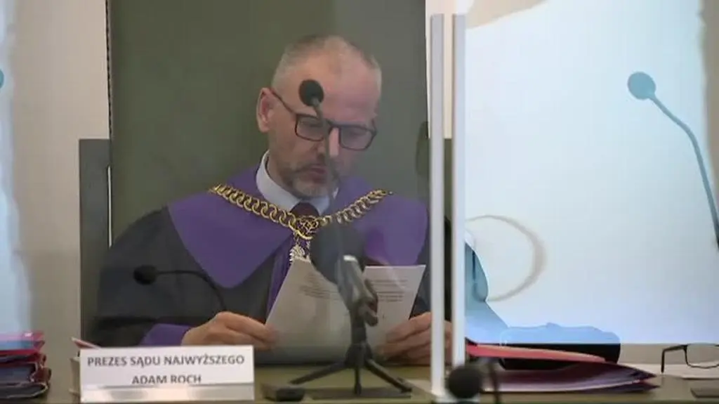 Nieuznawana Izba Dyscyplinarna SN uchyliła decyzję o zawieszeniu sędziego Pawła Juszczyszyna