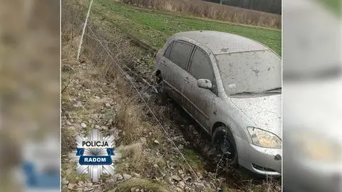 Nie zatrzymali się do kontroli, auto porzucili w polu, uciekali pieszo