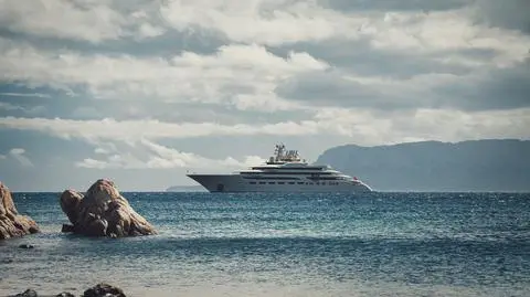 Jacht "Dilbar"