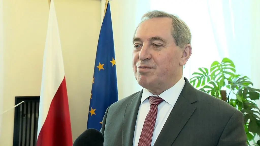 Kowalczyk: wypowiedź Macrona obraźliwa i niedopuszczalna