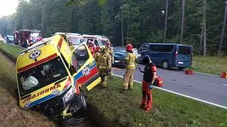 Wypadek z udziałem karetki pod Iławą
