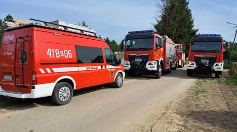 Zapadł się dach, dwie osoby w szpitalu