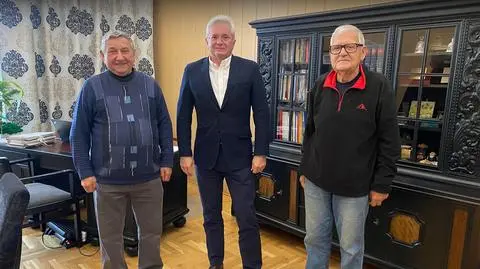 "Niech się pani nie da nabrać, że słabo widzą czy słyszą". Przekozacy, memiczni, wojownicy