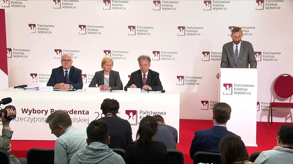 Piosenki Kukiza w czasie ciszy wyborczej? Rozstrzygnie policja prokurator lub sąd