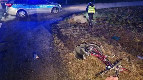 Kierowca firmy kurierskiej busem potrącił rowerzystę. Ten zginął na miejscu