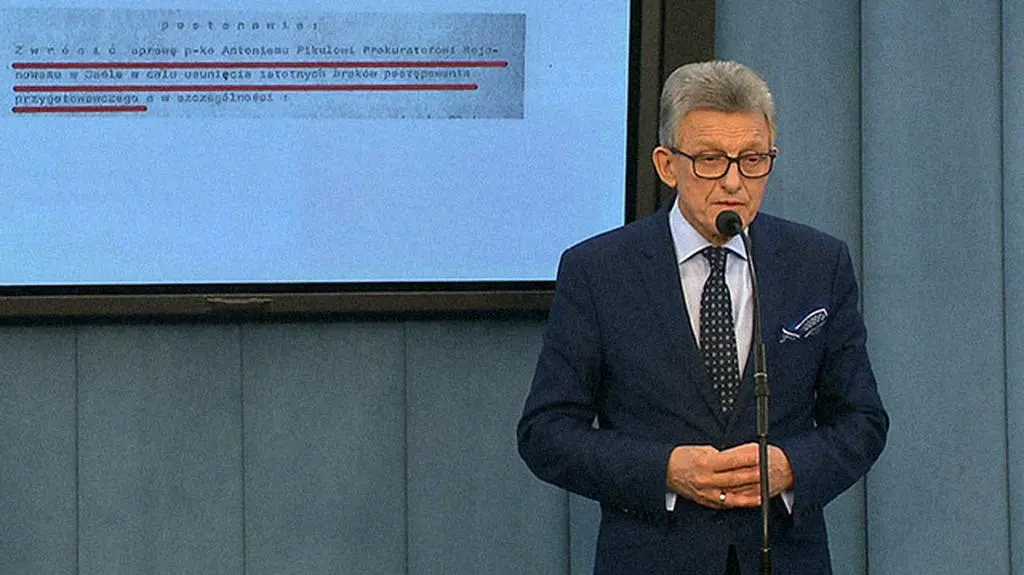 Piotrowicz: nie oskarżałem Pikula, robił to prokurator wojskowy