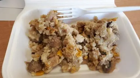Czego uczą się dzieci, wyrzucając rozgotowany makaron?