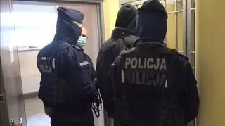Zatrzymano 17 osób podejrzanych o oszustwa