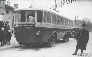 12 lutego 1930 r. z poznańskiej Śródki wyjechał pierwszy trolejbus