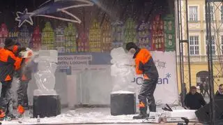 Speed Ice Carving - kto szybciej i dokładniej